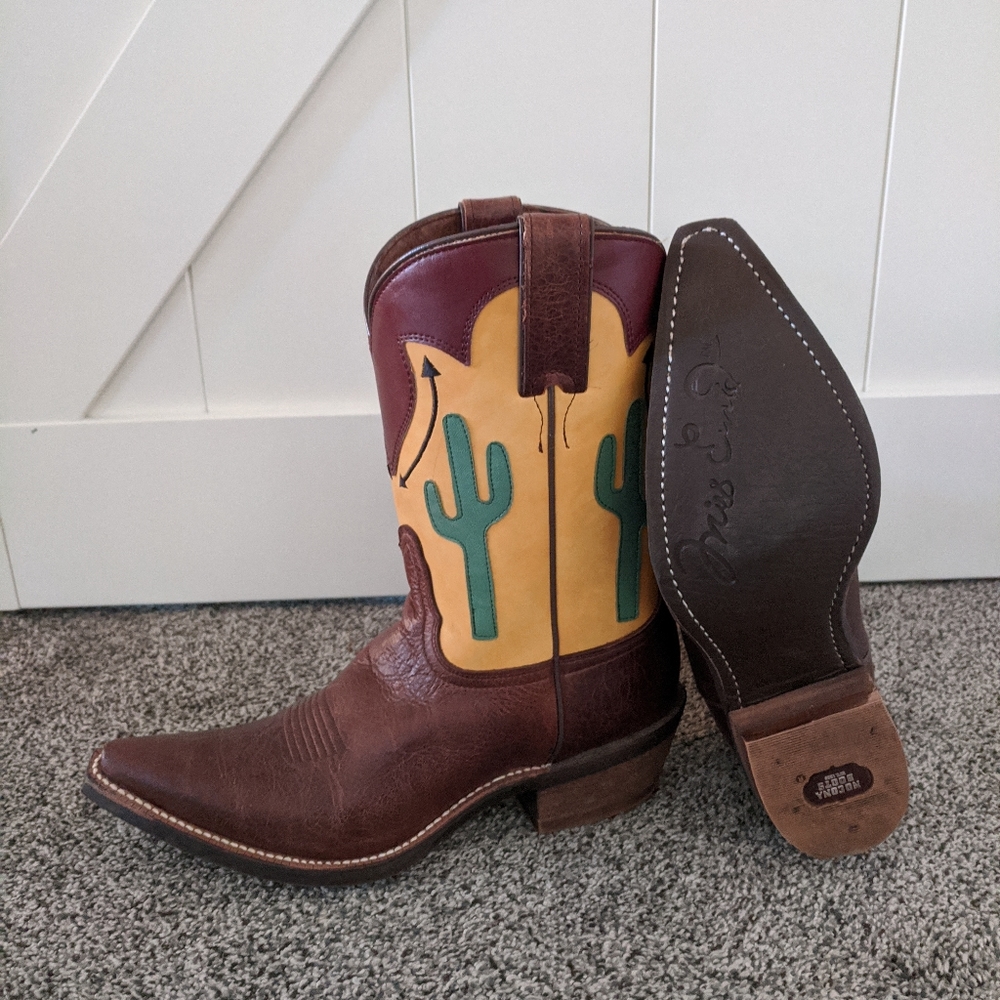 Nacona Boots